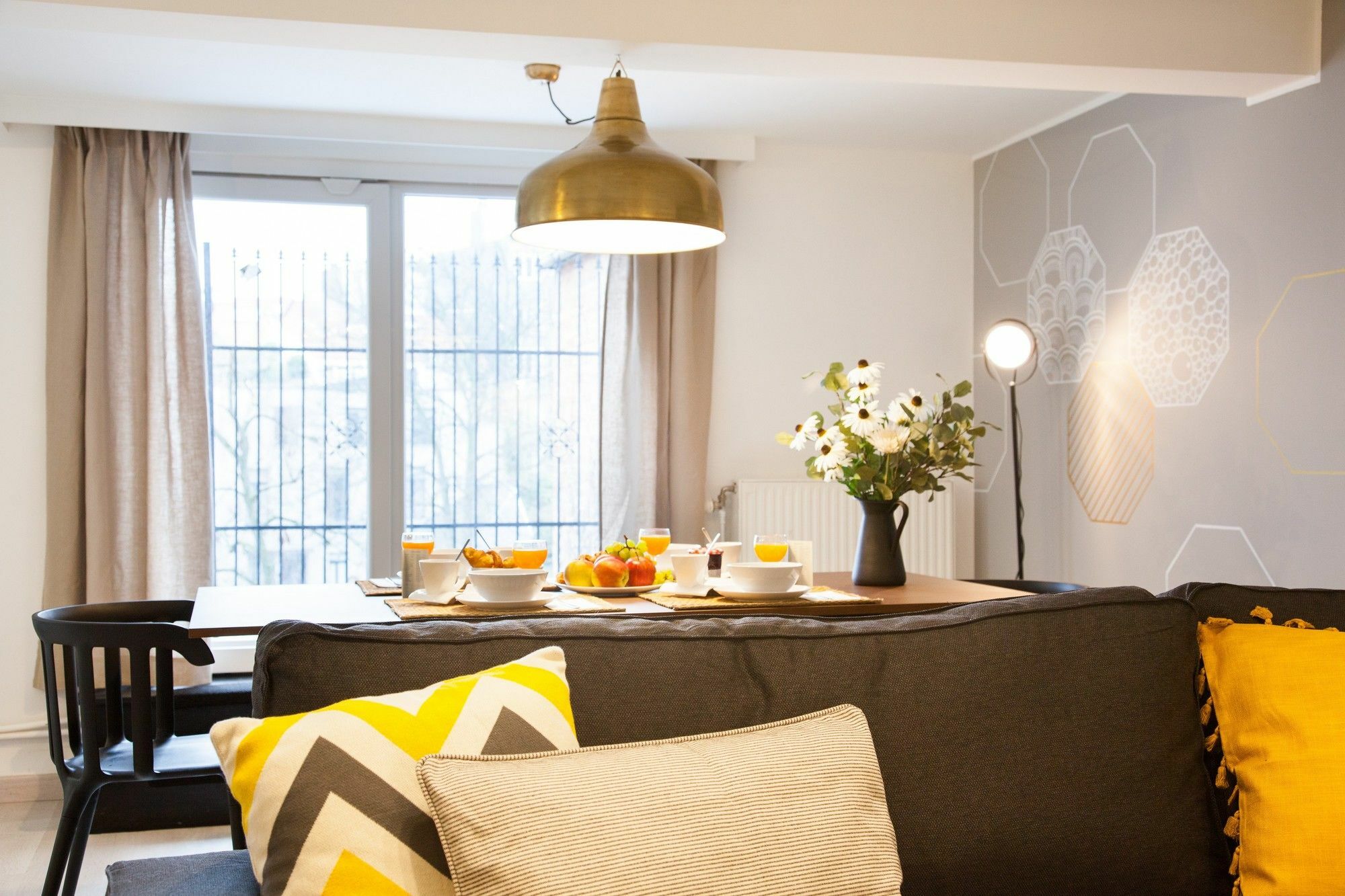Sweet Inn Apartments- Avenue Louise Брюксел Екстериор снимка